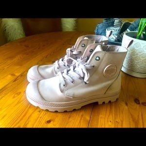 PAMPA HI ZIP NUBUCK ROSE SMOKE